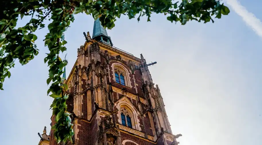 Planujesz wyjazd do Wrocławia? Odwiedź Katedrę św. Jana Chrzciciela! Zwiedzaj Polskę razem z Best Plan Travel!