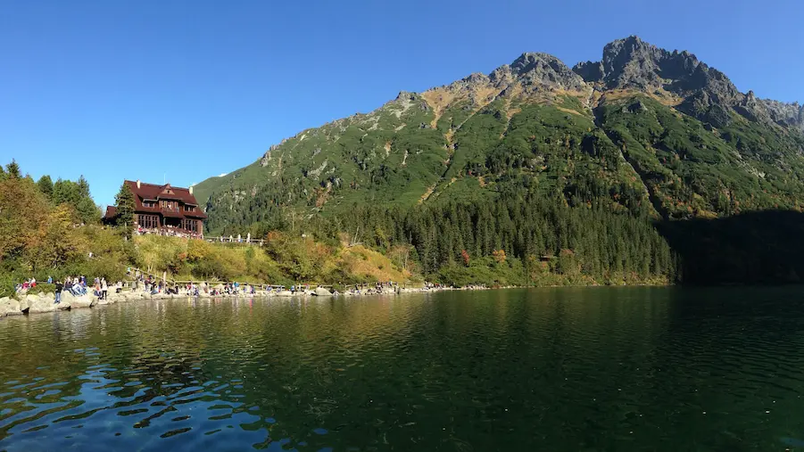 Morskie Oko w Tatrach. Dowiedz się, ciekawostki o szlakach do jeziora tatrzańskiego, jak wybrać parking i o atrakcjach koło Zakopanego | Best Plan Travel