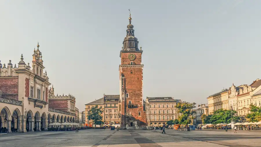 Planujesz wyjazd do Krakowa? Odwiedź Rynek główny w Krakowie! Zwiedzaj Polskę razem z Best Plan Travel!