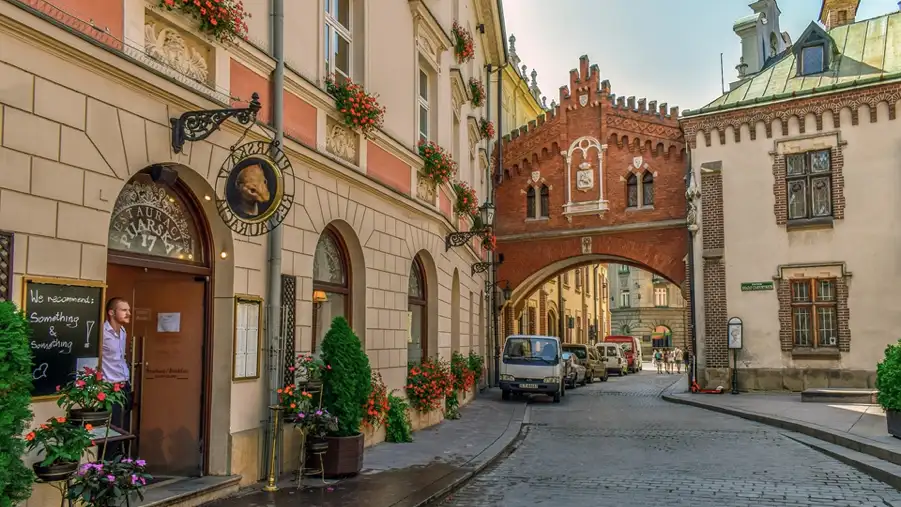 Planujesz wyjazd do Krakowa? Odwiedź Stare Miasto w Krakowie! Zwiedzaj Polskę razem z Best Plan Travel!