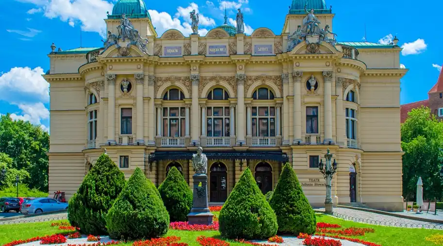 Planujesz wyjazd do Krakowa? Odwiedź Teatr im. Juliusza Słowackiego! Zwiedzaj Polskę razem z Best Plan Travel!