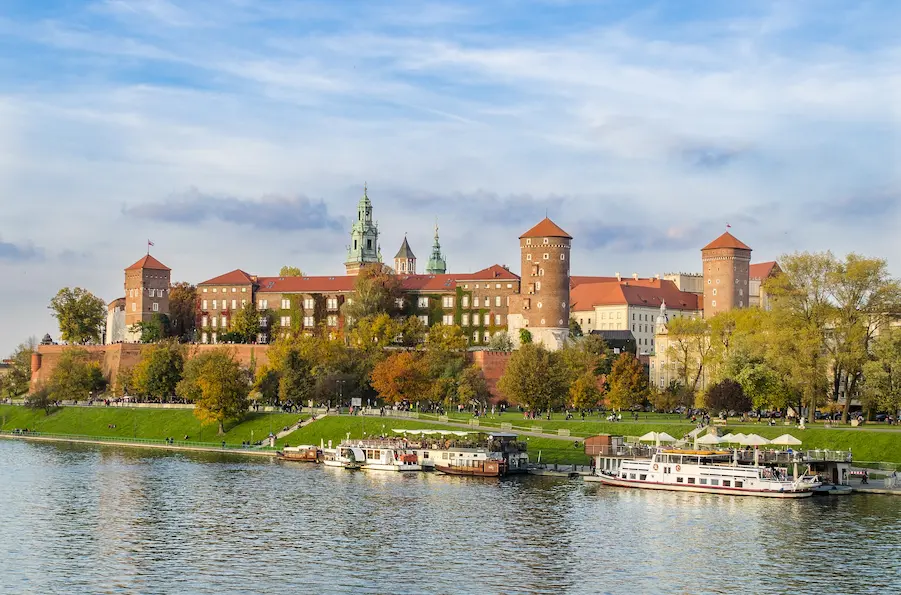 Zamek Królewski na Wawelu w Krakowie. Wybierz się do najważniejszego zabytku, który warto zobaczyć - wawelska siedziba królów | Best Plan Travel